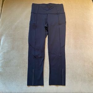 Lululemon Leggings - Size 2, Black Cropped